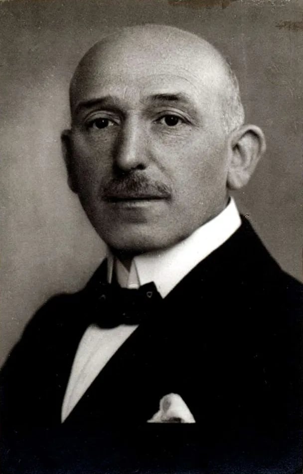 Porträt von Adam von Au (1869–1942) – Gedenkseite