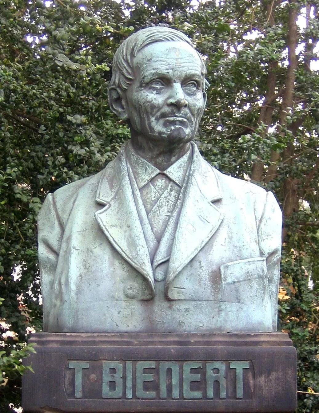 Porträt von Gottlieb Traugott Bienert (1813–1894) – Gedenkseite