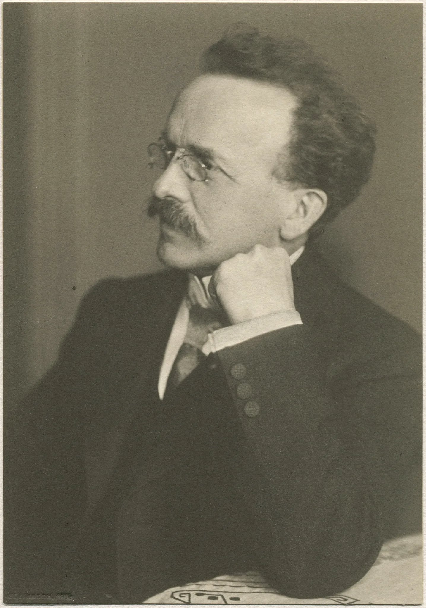 Porträt von Gottlob Friedrich Lipps (1865–1931) – Gedenkseite