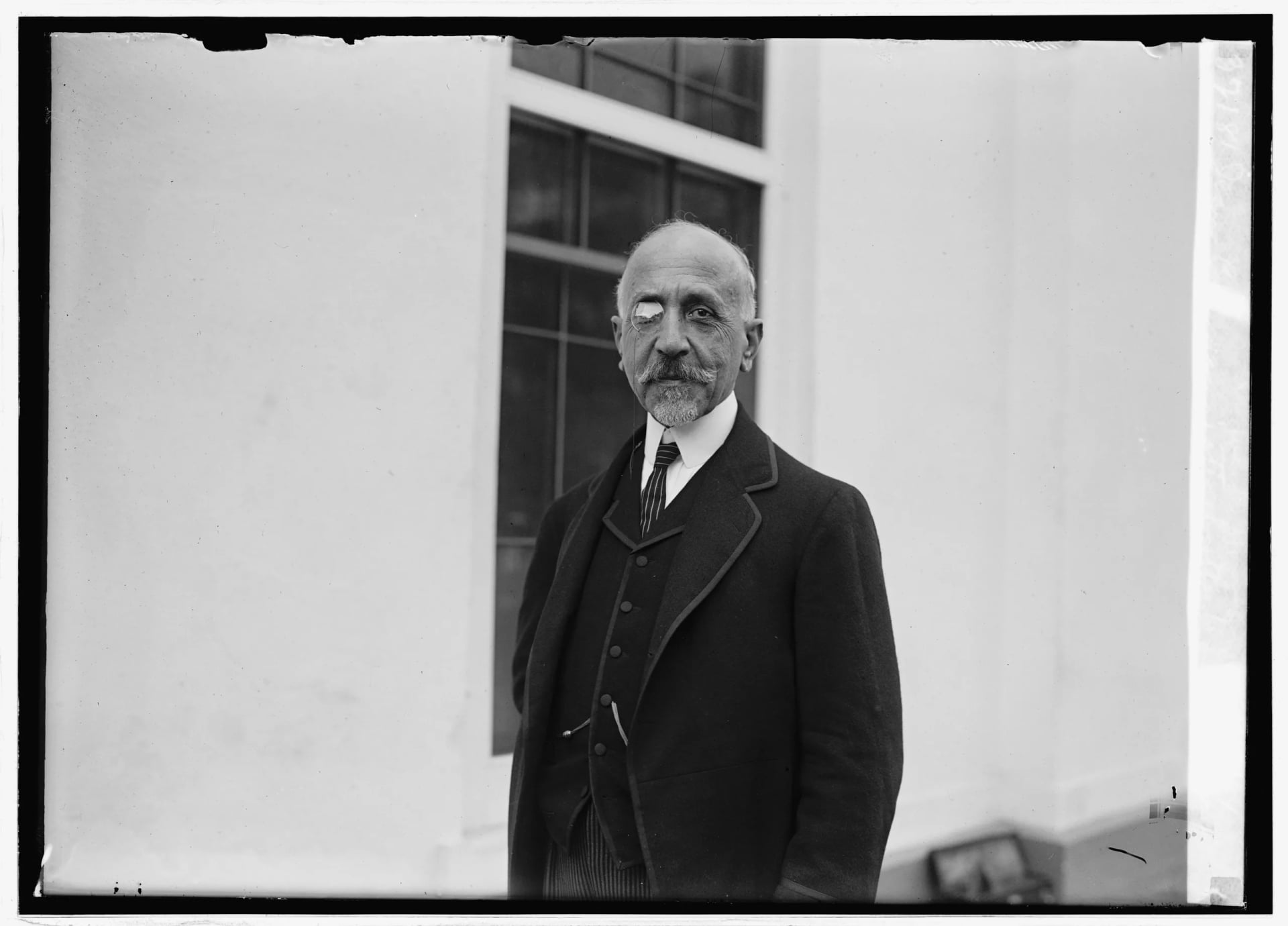 Portrait of Ioannis Kountouriotis (1866–1933) – memorial page