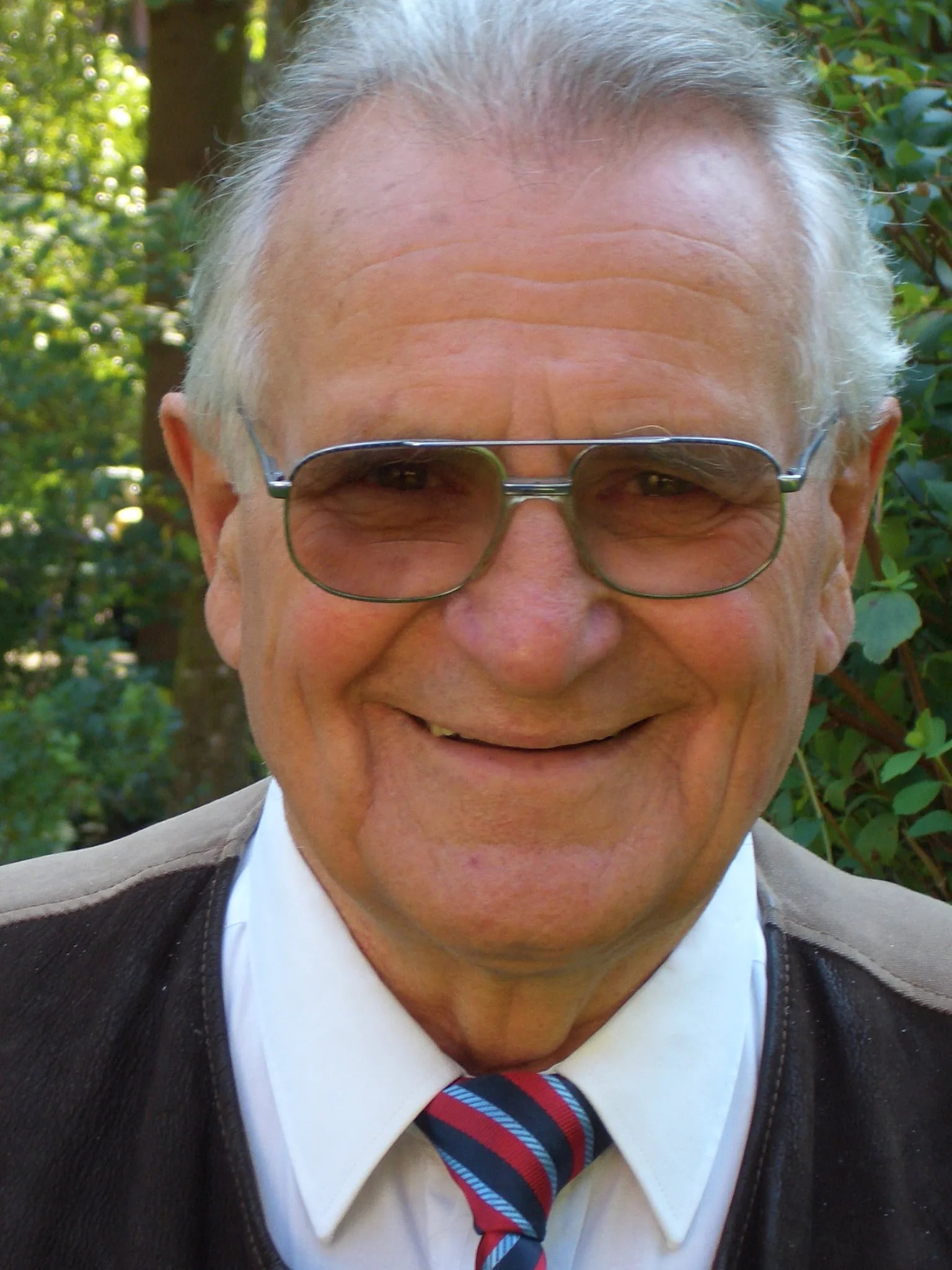 Porträt von Ernst Vatter (1929–2012) – Gedenkseite