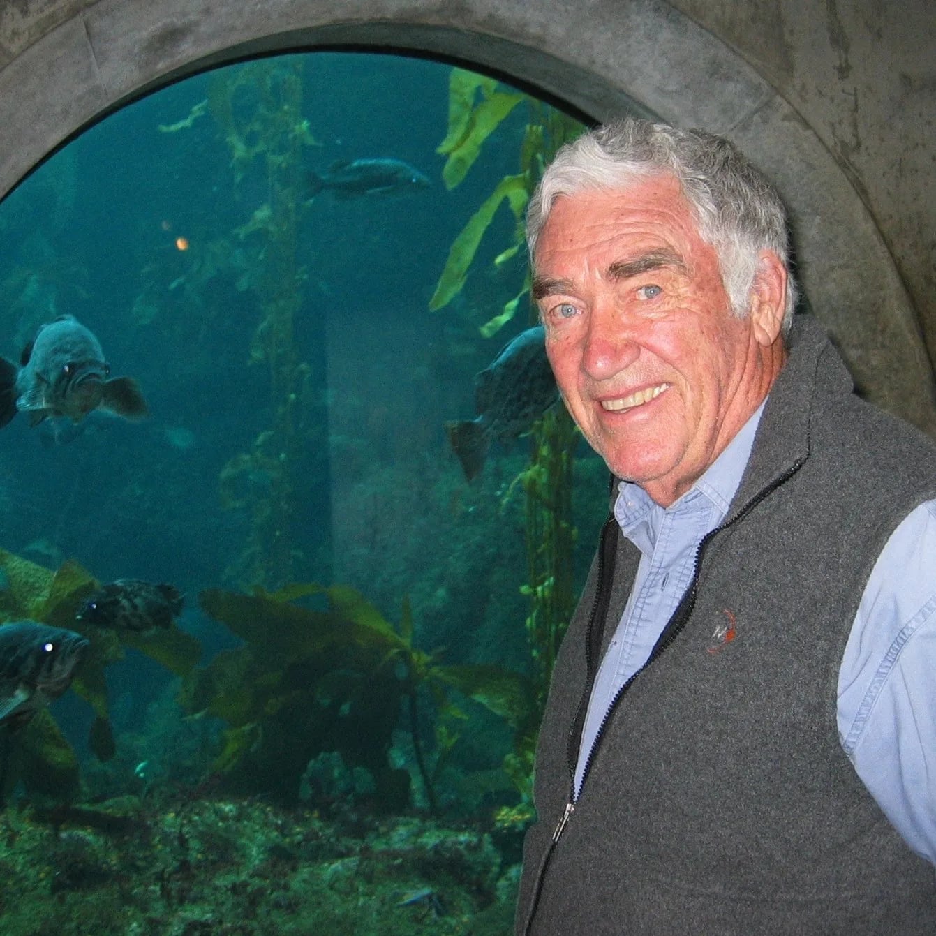 Portrait of William J. Breed (1928–2013) – memorial page