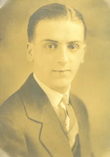 Porträt von Byron Vazakas (1905–1987) – Gedenkseite