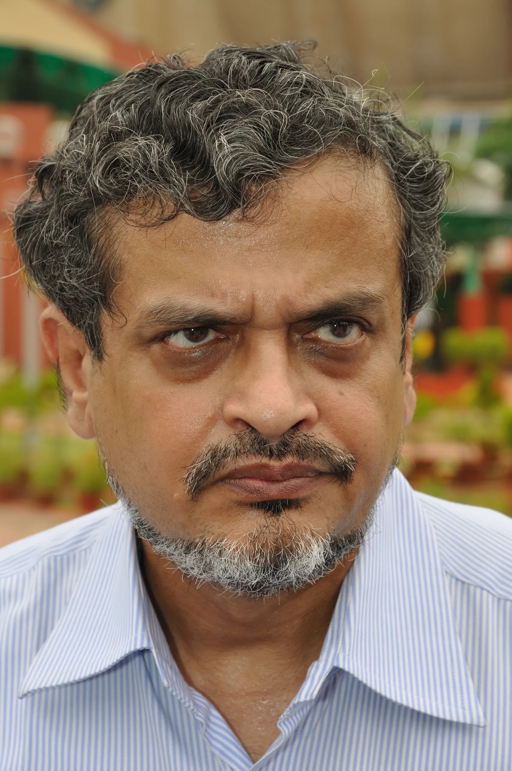Porträt von Swapan Kumar Chakravorty (1954–2021) – Gedenkseite