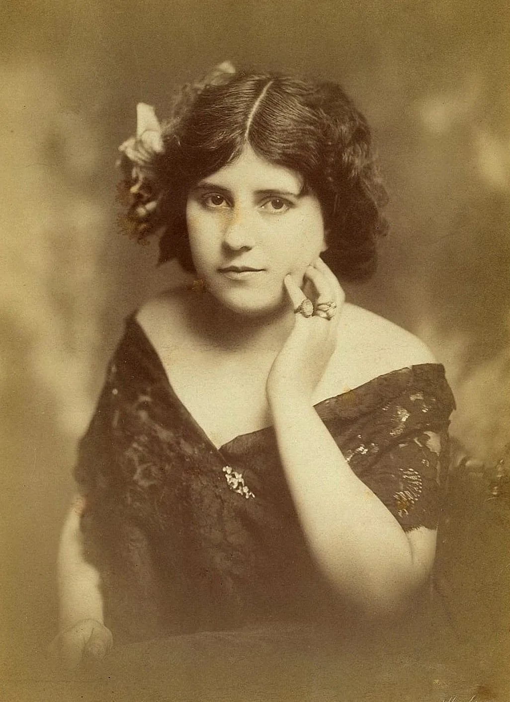 Porträt von Adelina de Lara (1872–1961) – Gedenkseite