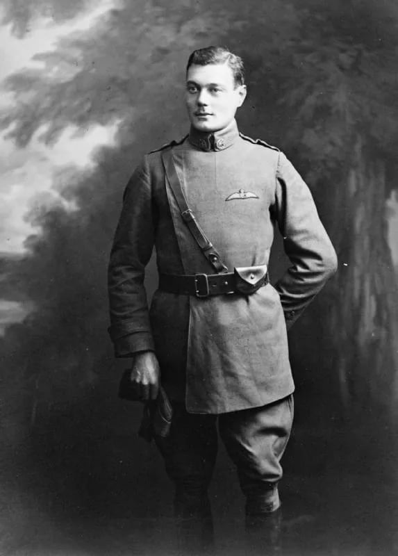 Portrait of Louis Strange (1891–1966) – memorial page