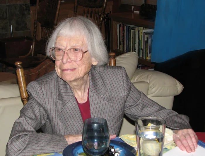 Porträt von Hazel Barnes (1915–2008) – Gedenkseite