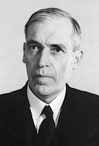 Portrait of Owen Dixon (1886–1972) – memorial page