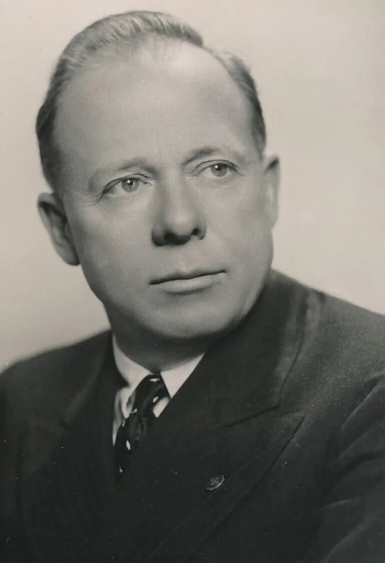 Porträt von Mortimer R. Proctor (1889–1968) – Gedenkseite