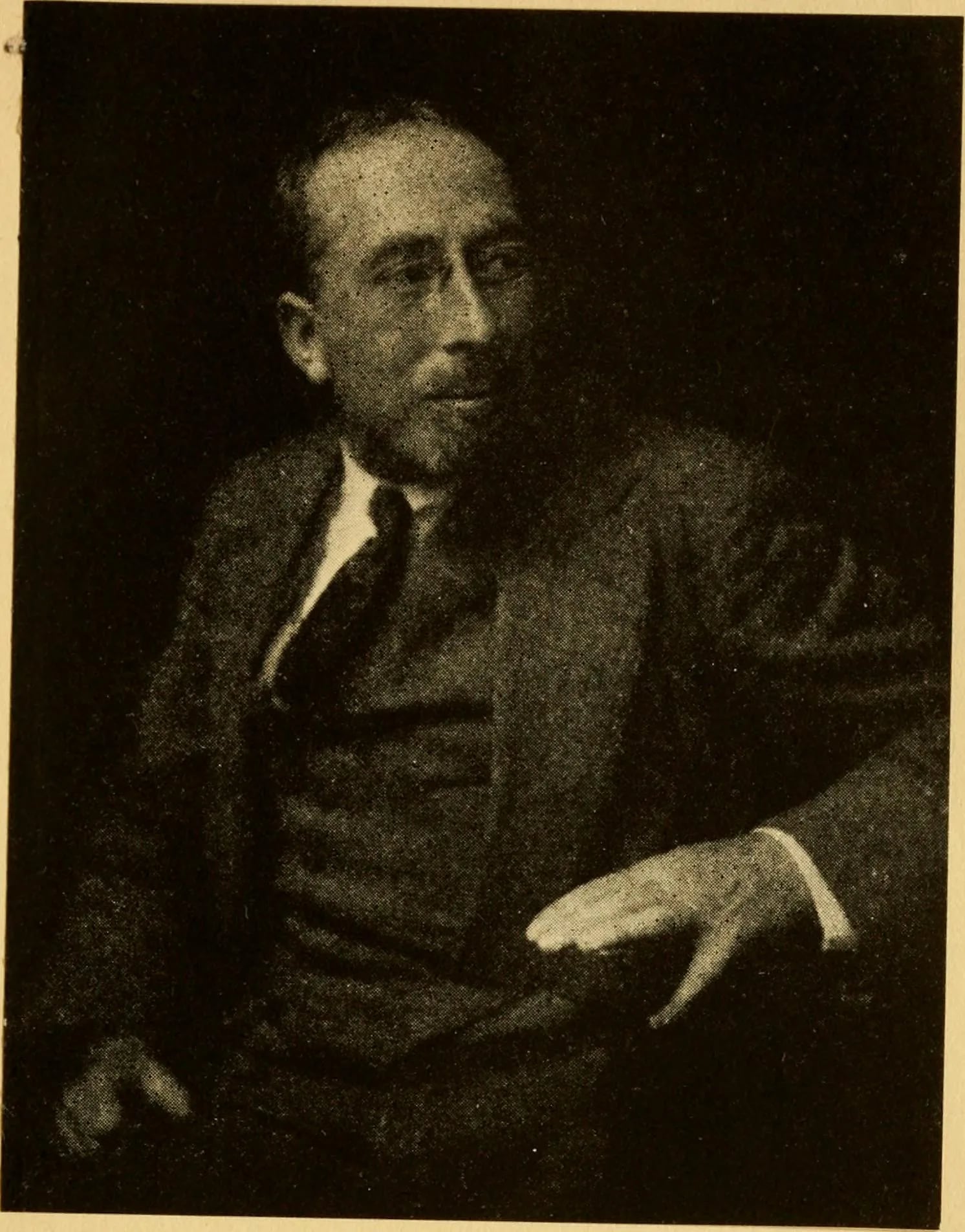 Porträt von Frank Arthur Swinnerton (1884–1982) – Gedenkseite