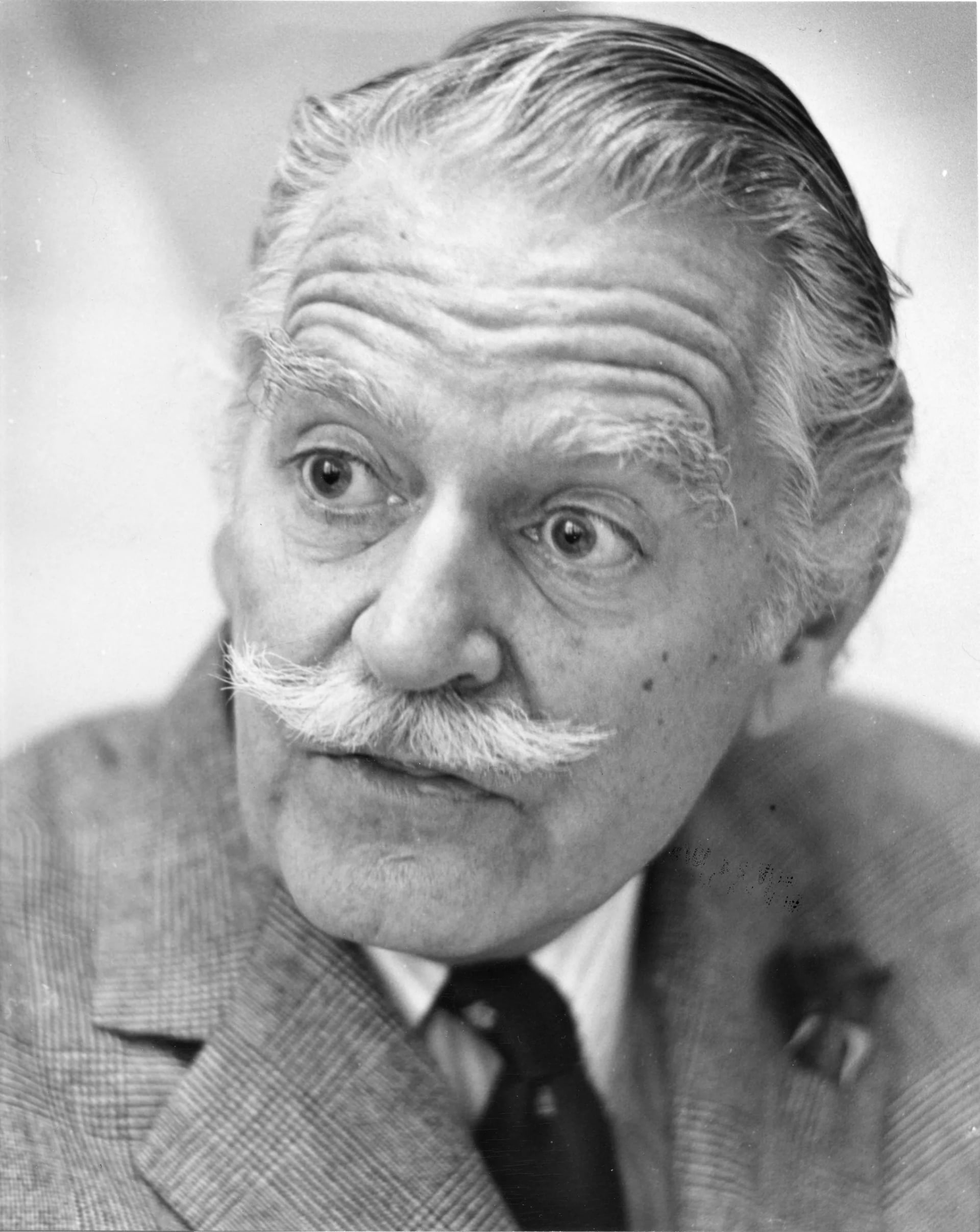 Portrait of Willard R. Espy (1910–1999) – memorial page