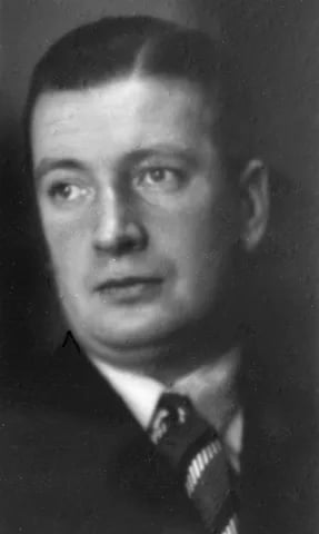 Portrait of Gunnar Larsen (1900–1958) – memorial page