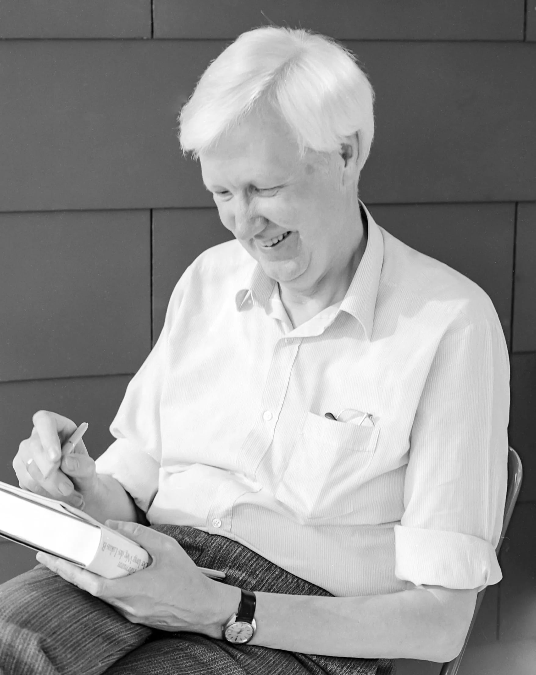 Porträt von Willi Fährmann (1929–2017) – Gedenkseite