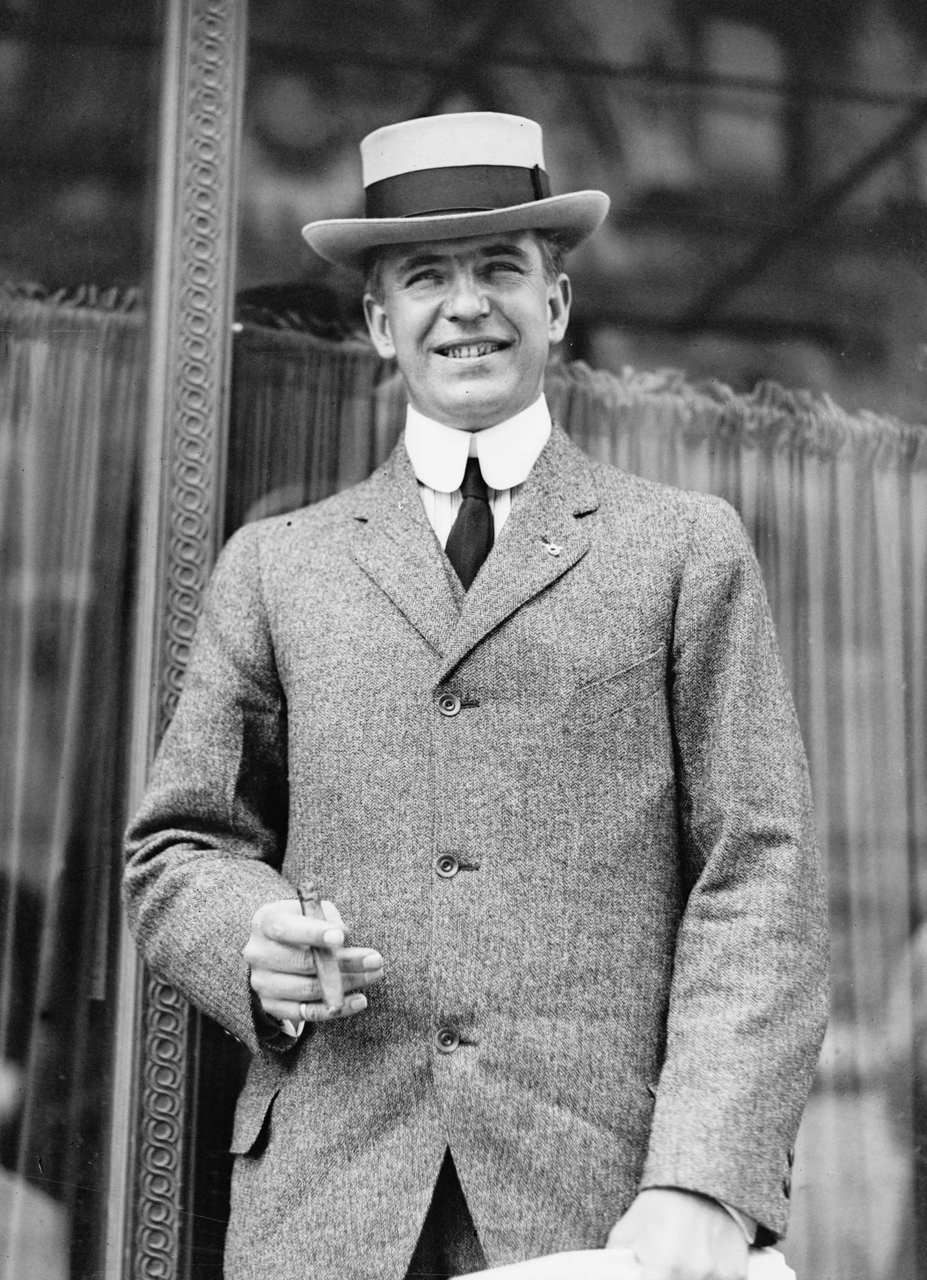 Portrait of Theodore A. Bell (1872–1922) – memorial page