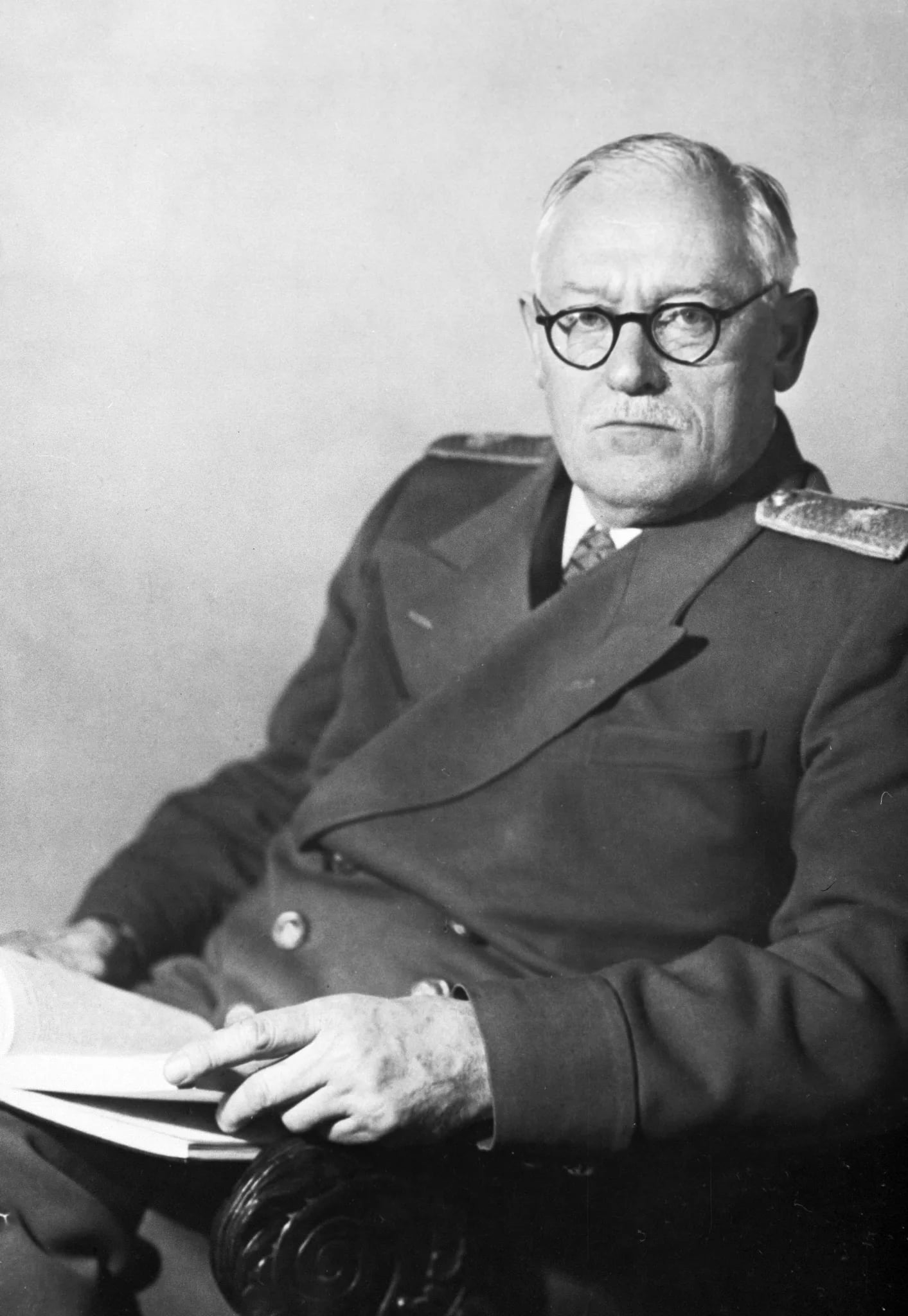 Portrait of Andrei Januarjewitsch Wyschinski (1883–1954) – memorial page