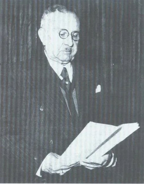 Porträt von Nikola Mandić (1869–1945) – Gedenkseite