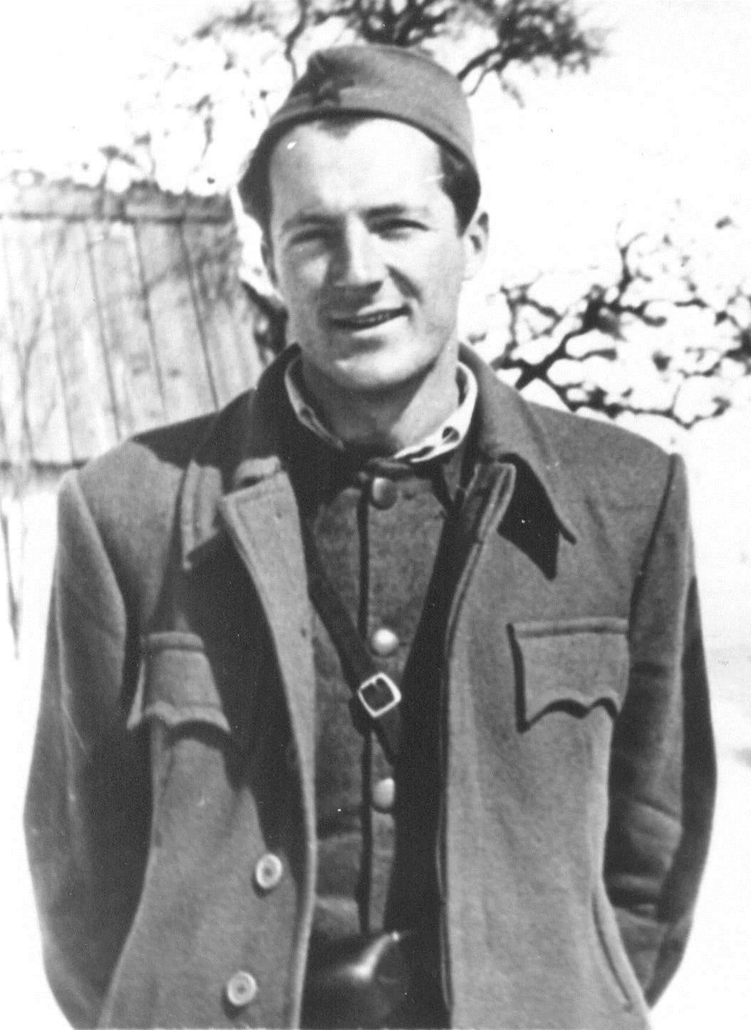 Porträt von Jovo Kapičić (1919–2013) – Gedenkseite