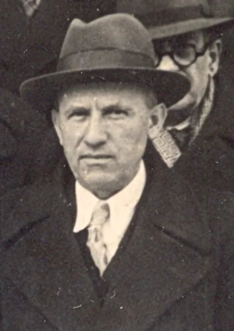 Portrait of Emanuil Popdimitrow (1885–1943) – memorial page