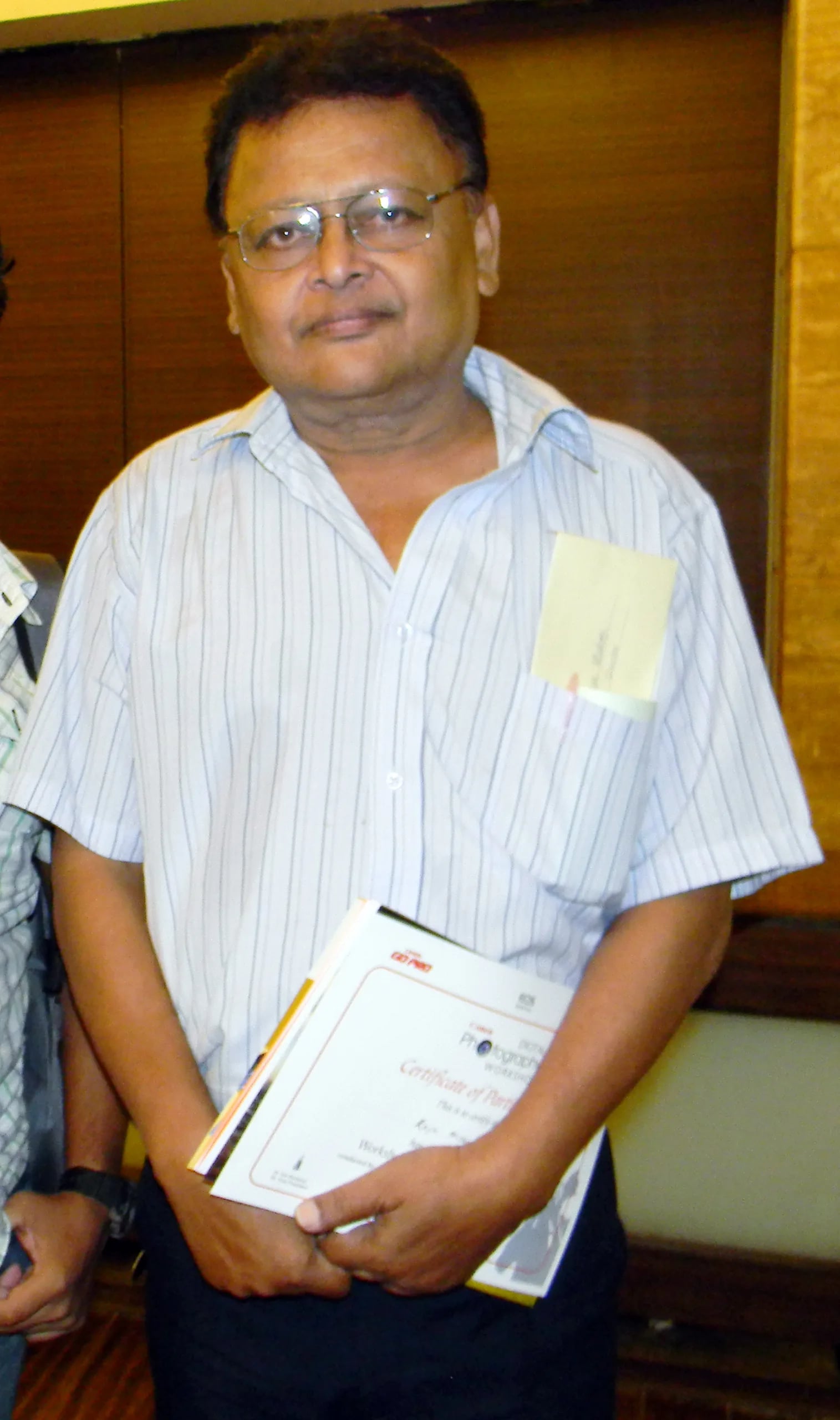 Porträt von Raju Misra (1949–2020) – Gedenkseite