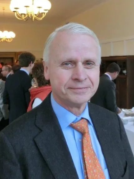 Porträt von Hans-Jörg Oestern (1945–2025) – Gedenkseite