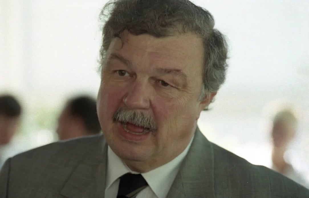 Porträt von Hans-Peter Schneider (1937–2021) – Gedenkseite