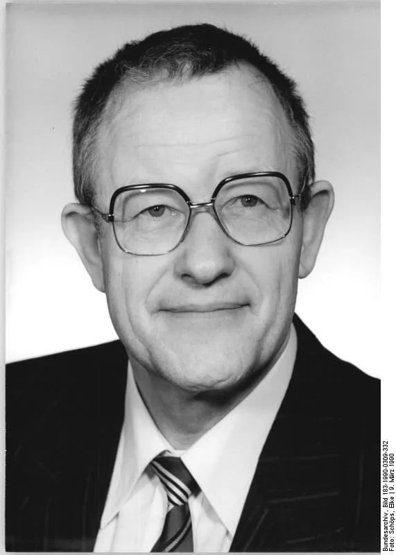 Porträt von Hans-Peter Thietz (1934–2018) – Gedenkseite