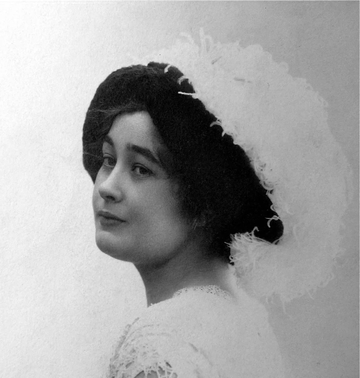 Porträt von Grete Dierkes (1882–1957) – Gedenkseite