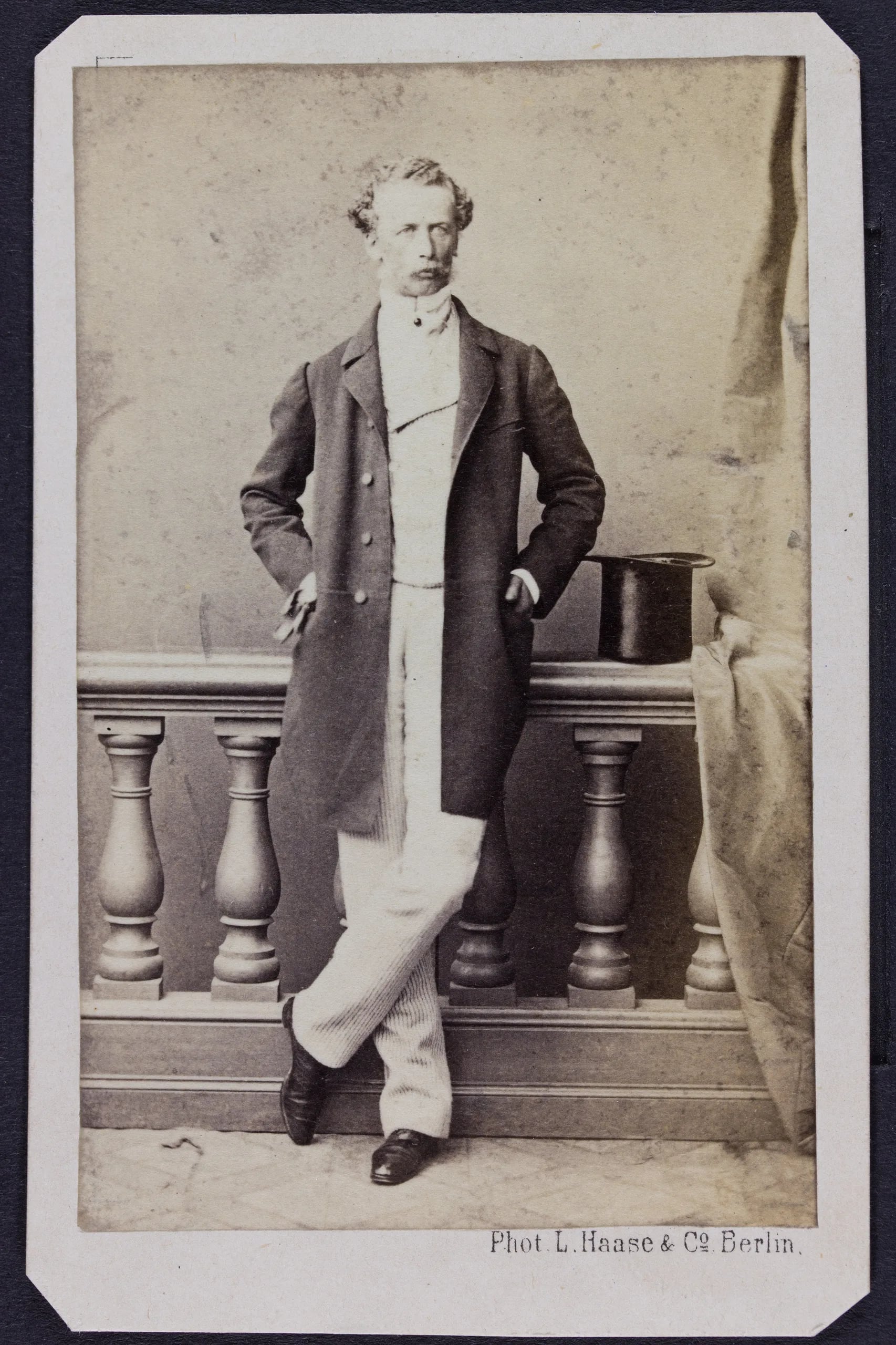 Porträt von Hans von Rochow (1824–1891) – Gedenkseite