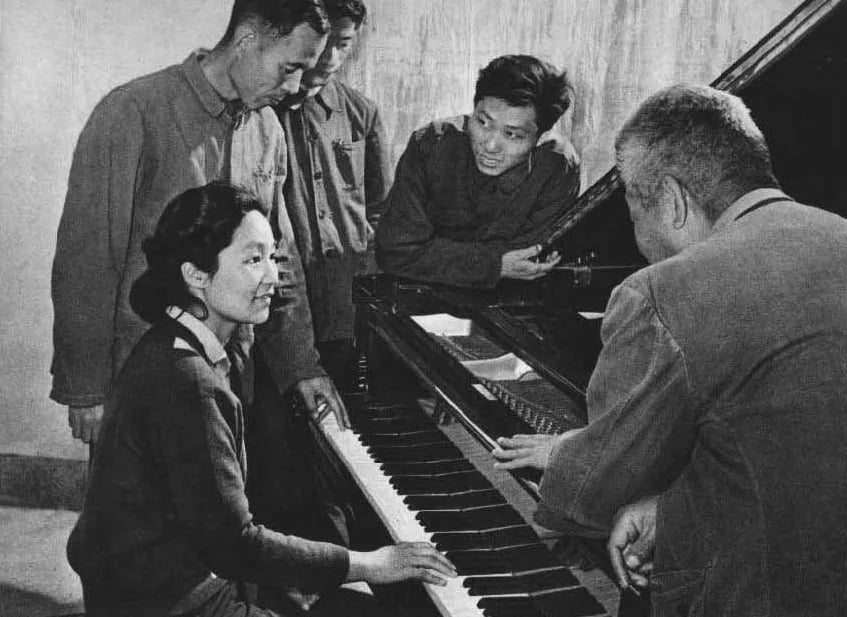 Portrait of Zhou Guangren (1928–2022) – memorial page