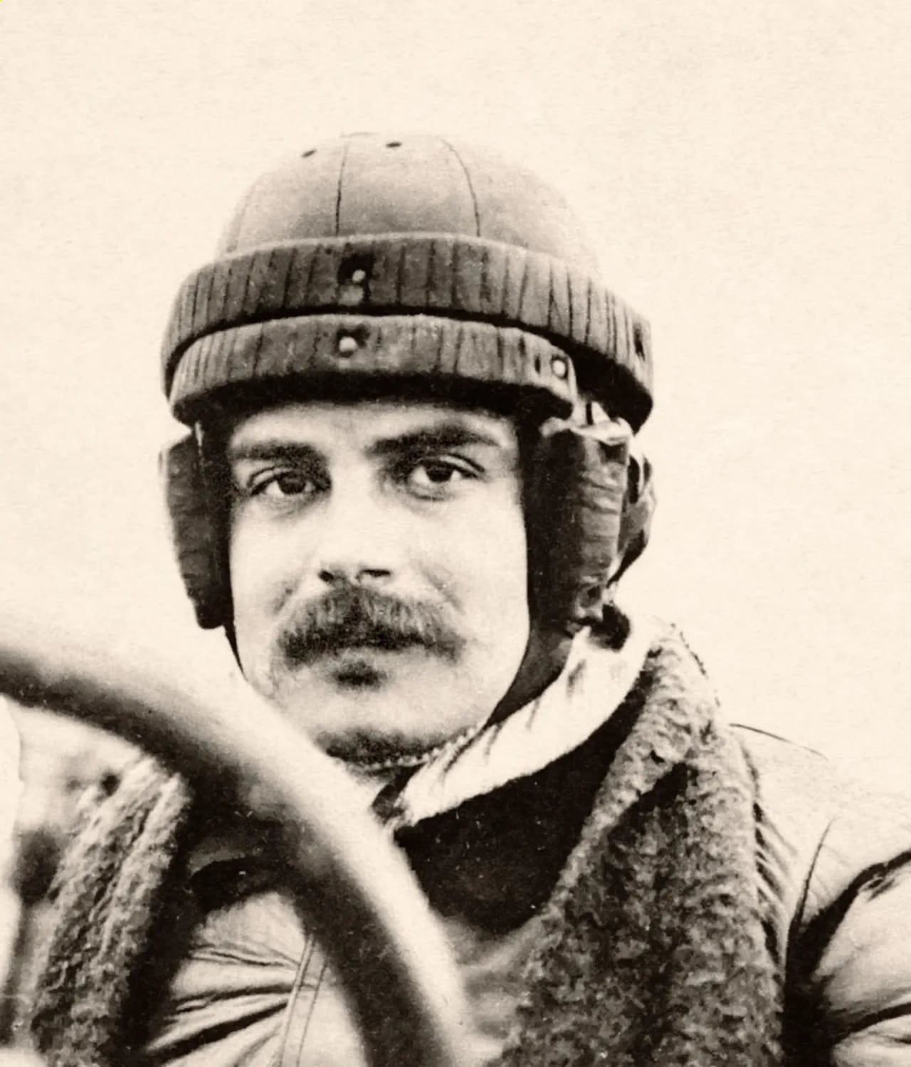 Portrait of Guillaume Busson (1885–1958) – memorial page