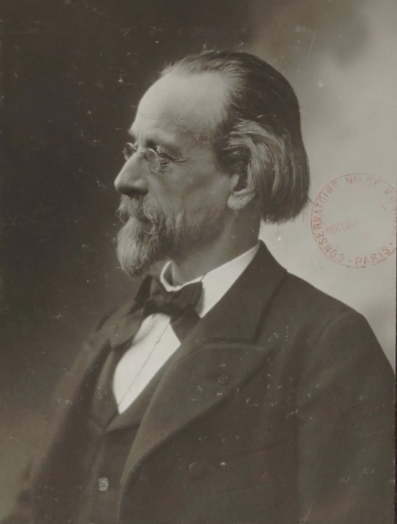 Porträt von Louis-Albert Bourgault-Ducoudray (1840–1910) – Gedenkseite