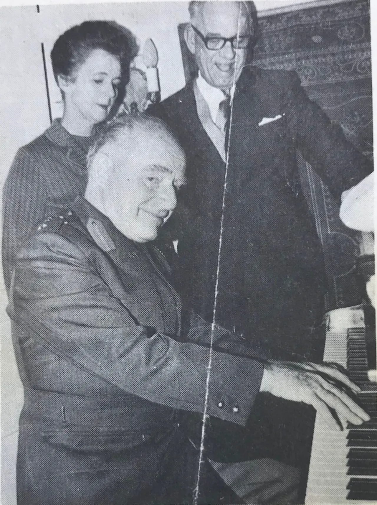Portrait of Olaf Andresen (1902–1985) – memorial page