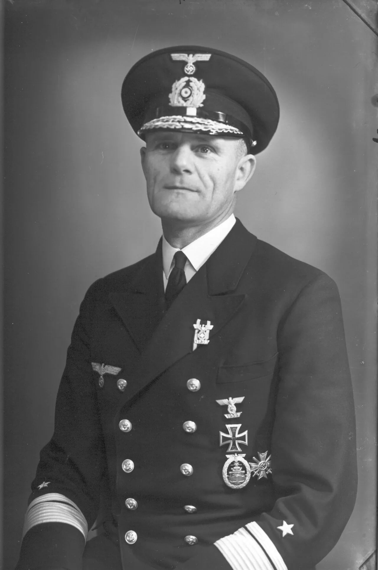 Portrait of Heinrich Ruhfus (1895–1955) – memorial page