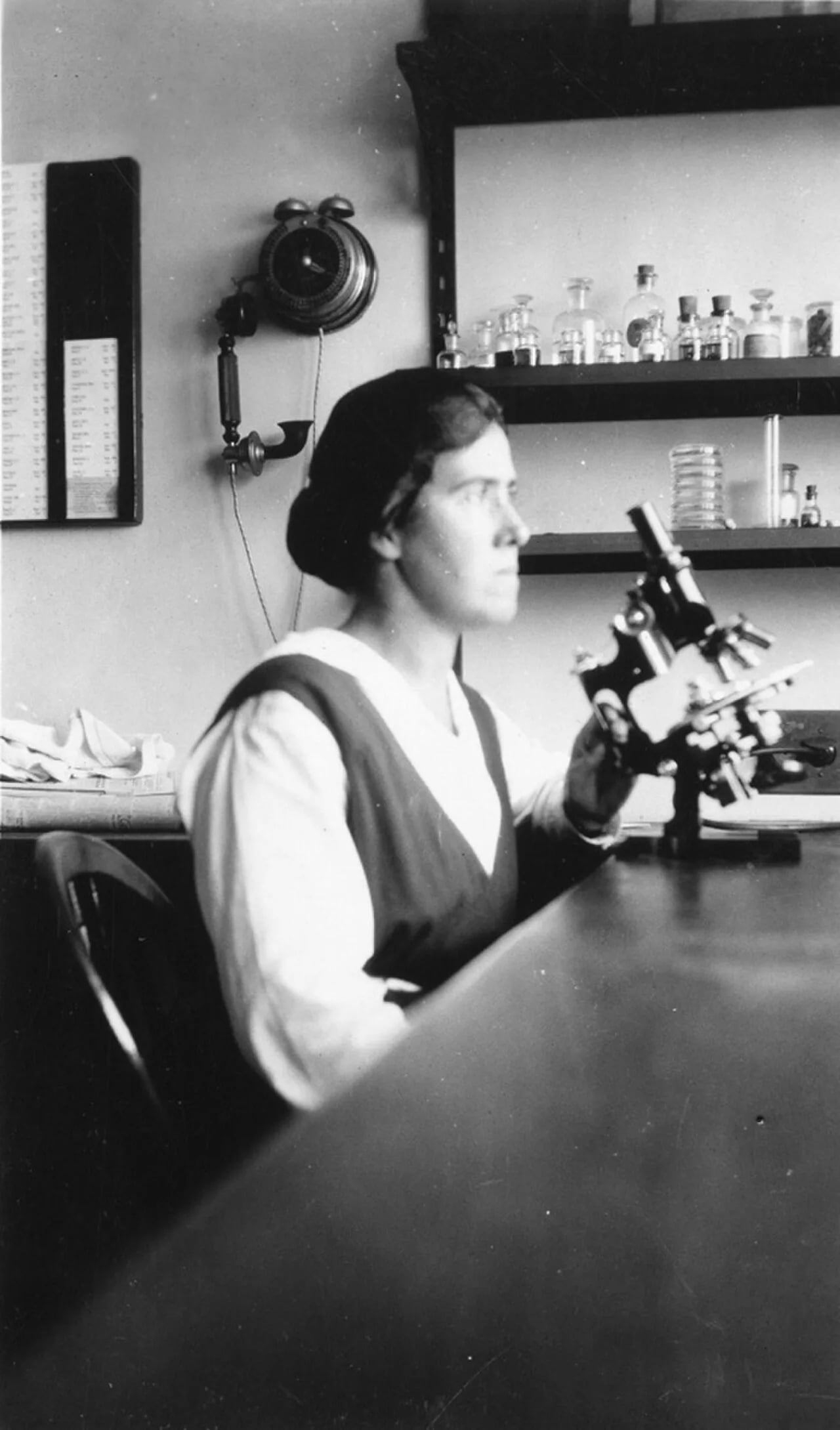 Portrait of Eleanor Carothers (1882–1957) – memorial page
