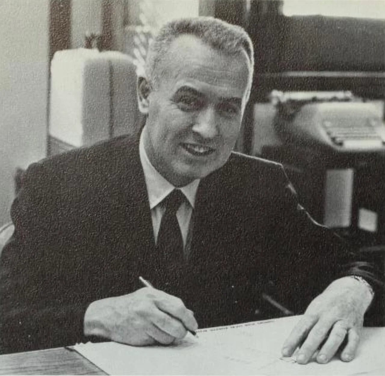 Portrait of Red McManus (1925–2013) – memorial page