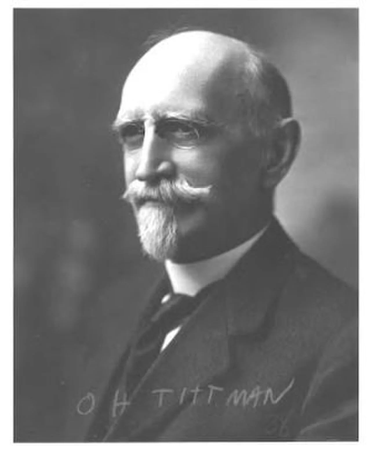 Porträt von Otto Hilgard Tittmann (1850–1938) – Gedenkseite