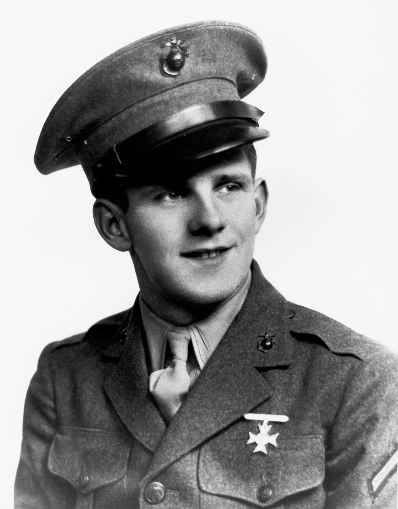 Portrait of William R. Caddy (1925–1945) – memorial page