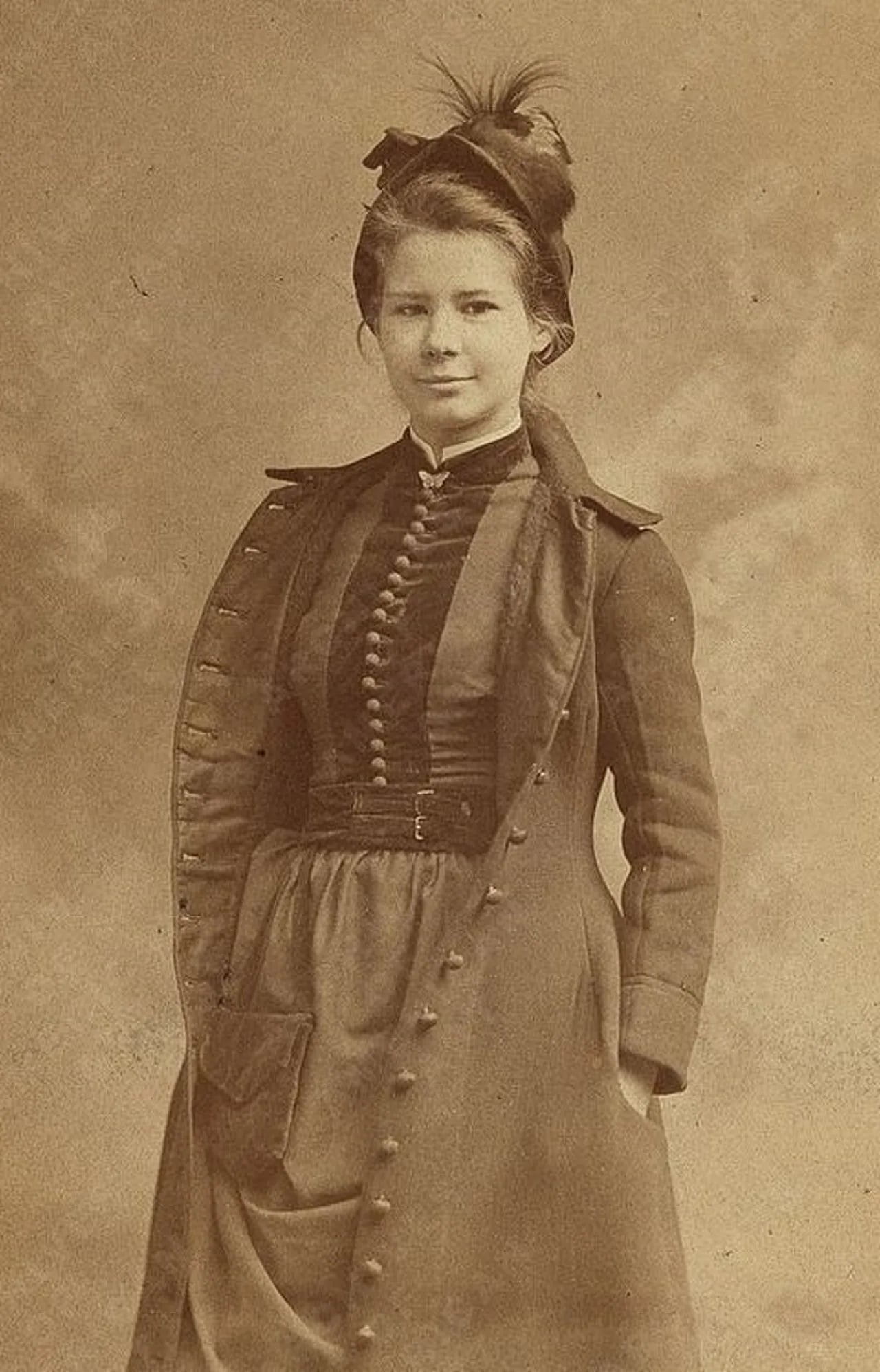 Porträt von Louise Cox (1865–1945) – Gedenkseite