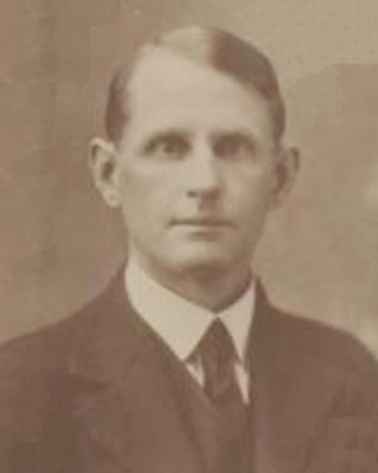 Portrait of J. Powell Royall (1874–1945) – memorial page