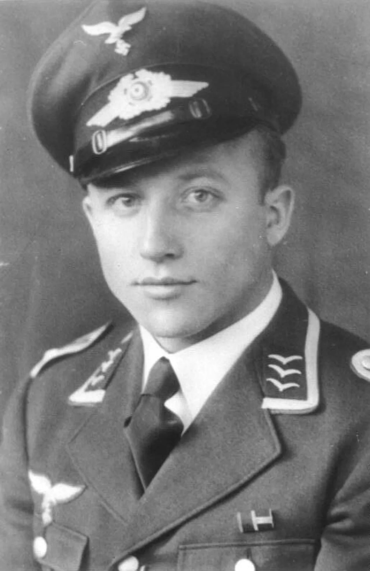 Porträt von Otto Menges (1917–1944) – Gedenkseite