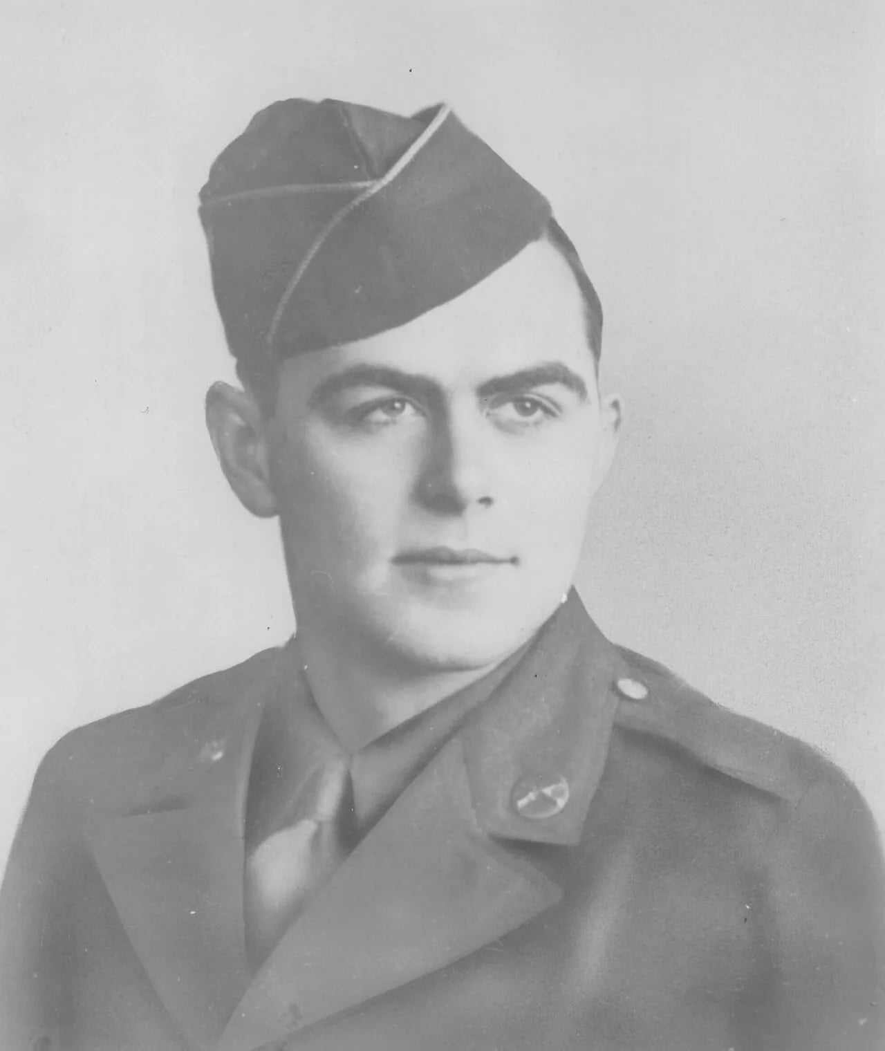 Portrait of John C. Squires (1925–1944) – memorial page