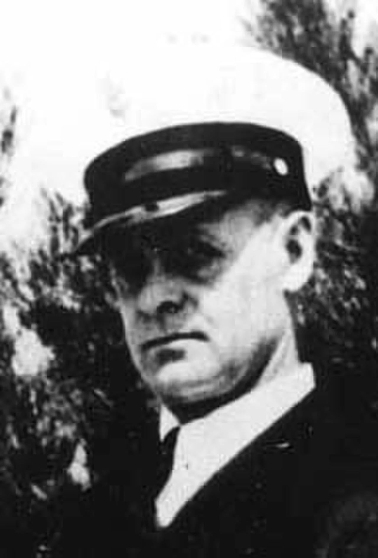 Portrait of Oscar V. Peterson (1899–1942) – memorial page