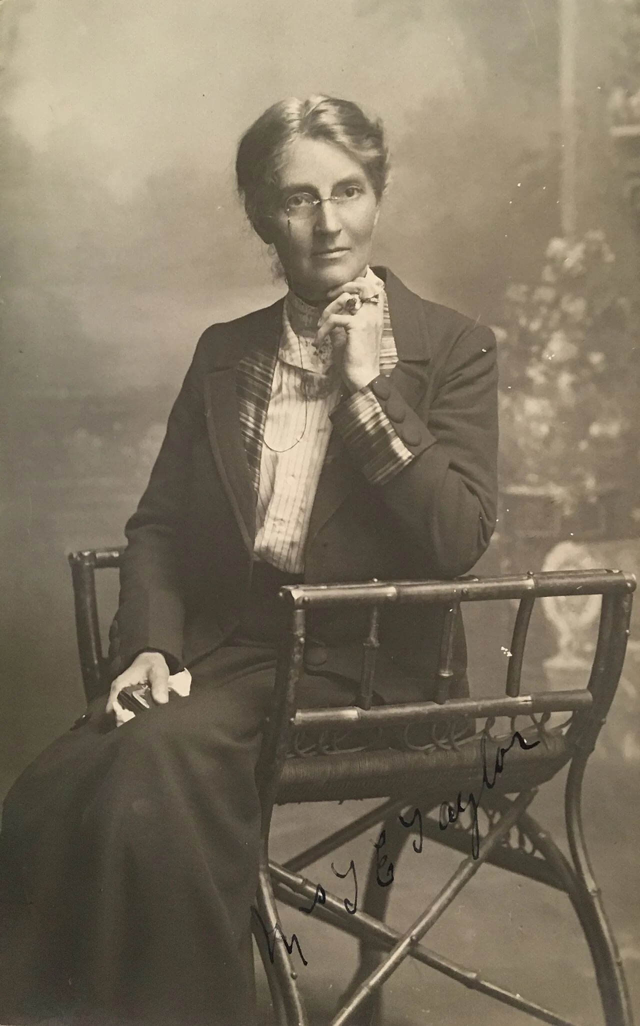 Porträt von Elizabeth Best Taylor (1868–1941) – Gedenkseite