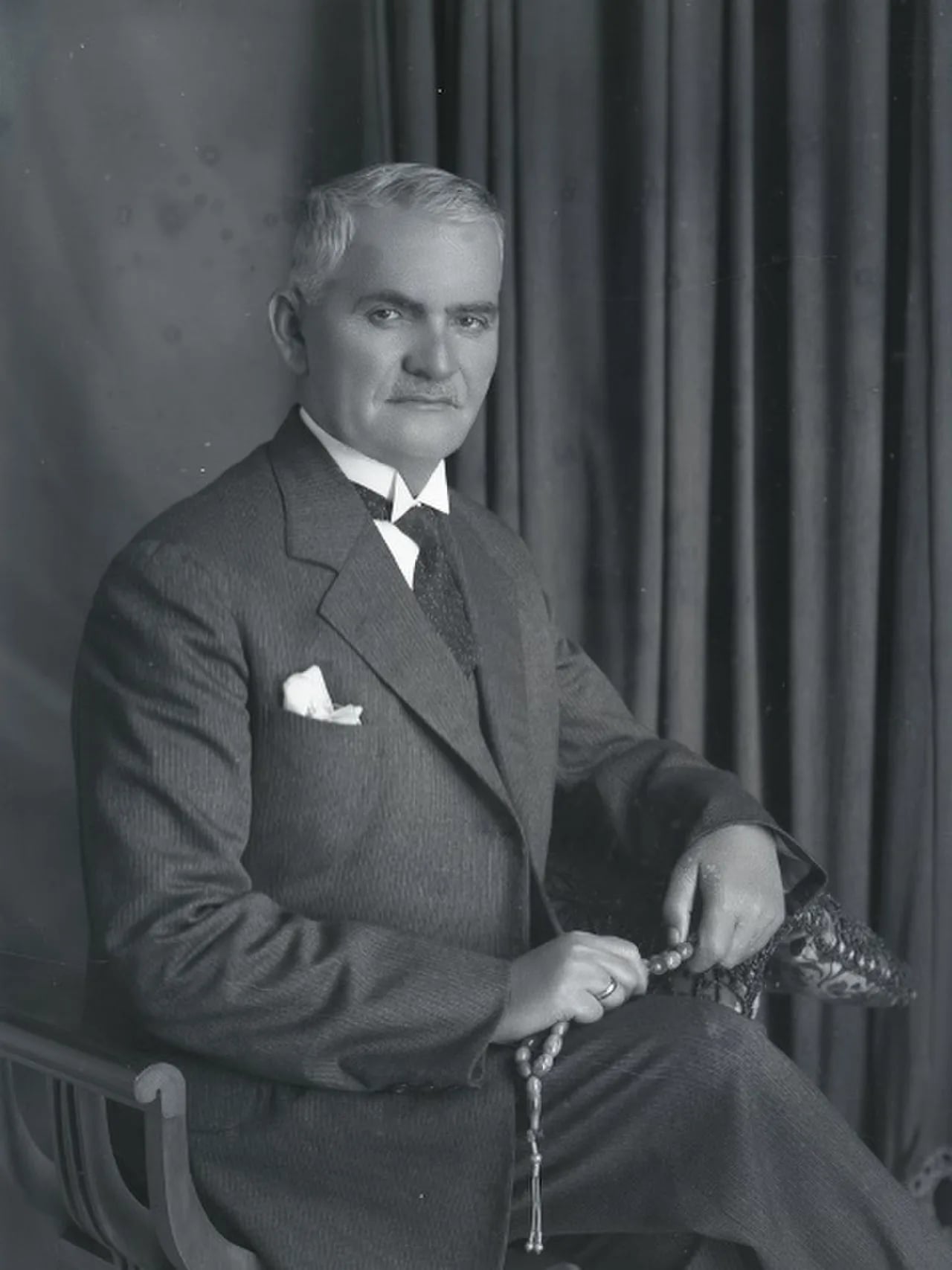 Porträt von Salih Bey Vuçitërni (1880–1949) – Gedenkseite