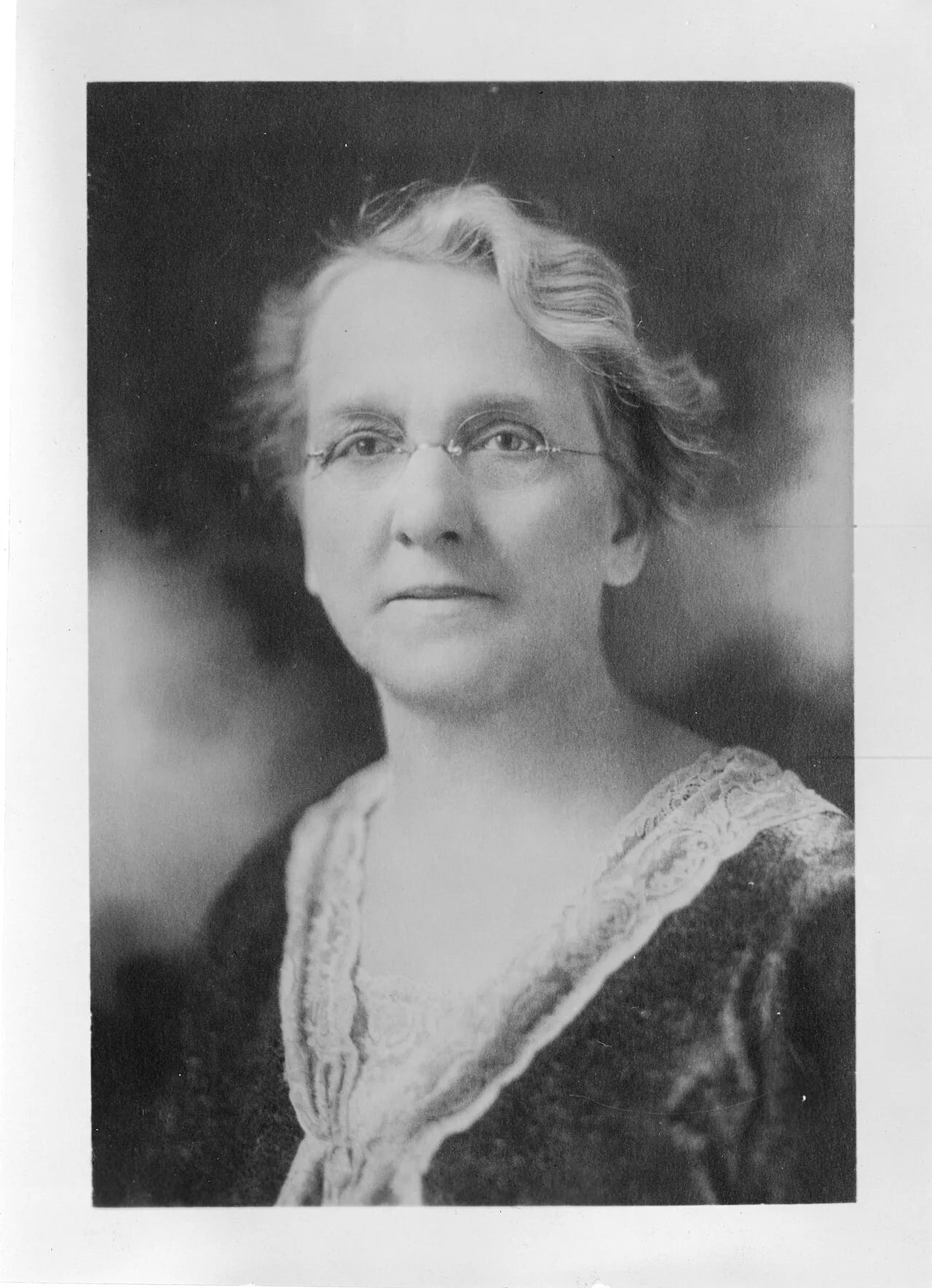 Portrait of Margaret Clay Ferguson (1863–1951) – memorial page