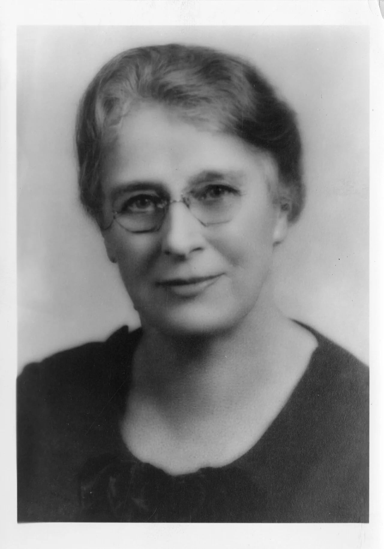 Portrait of Agnes Claypole Moody (1870–1954) – memorial page