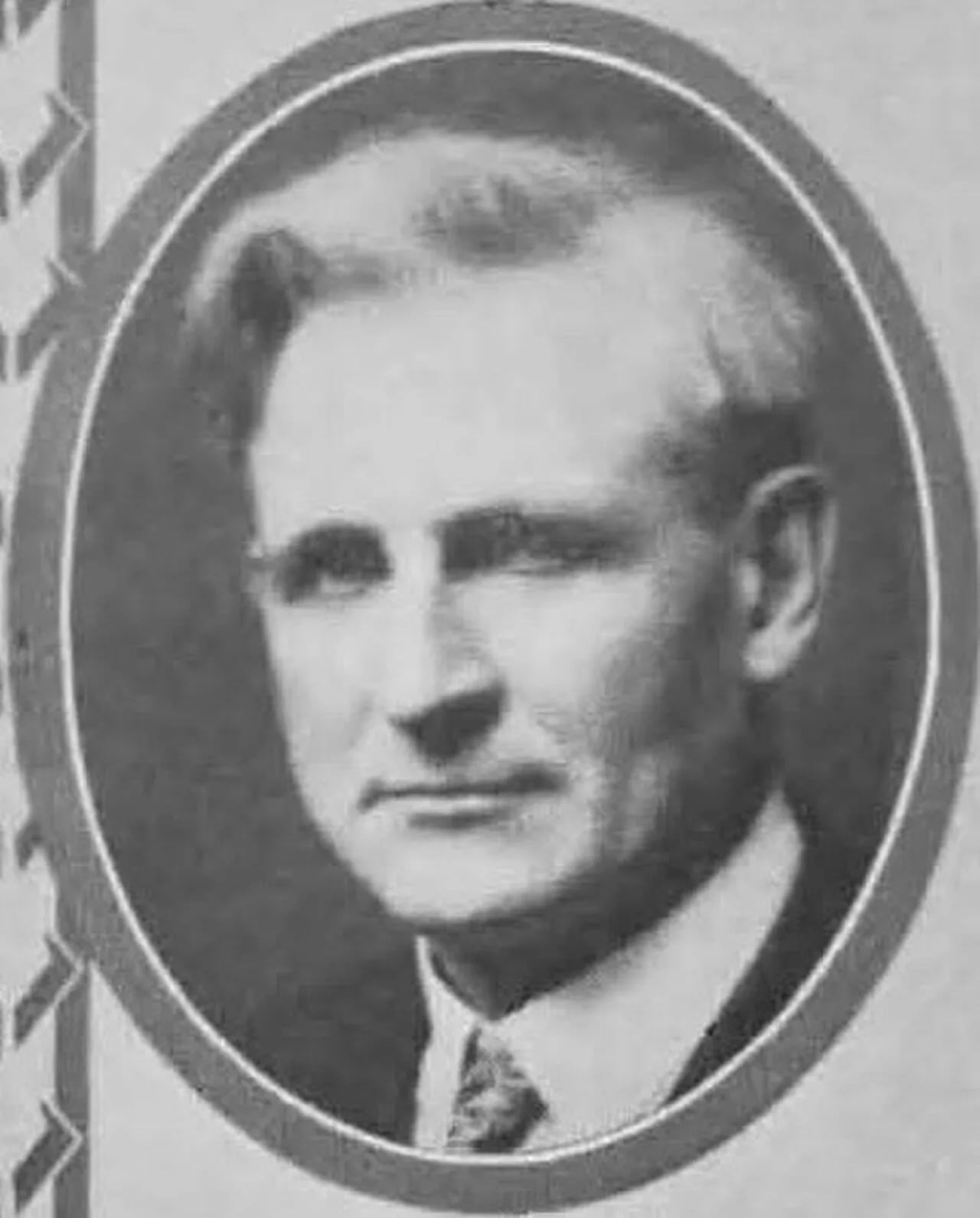 Portrait of Charles J. Warner (1875–1955) – memorial page
