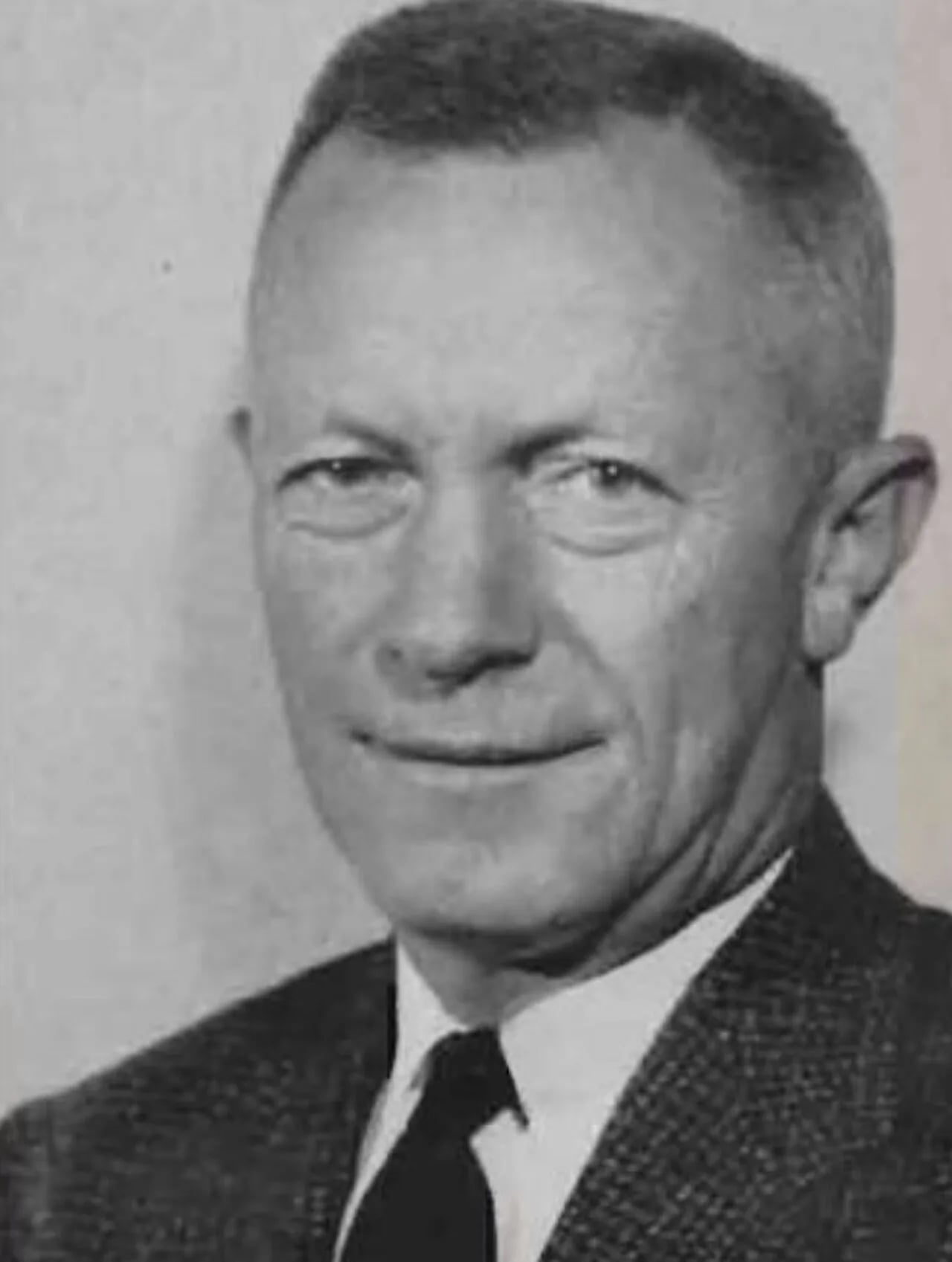 Porträt von Tom Blackburn (1906–1964) – Gedenkseite