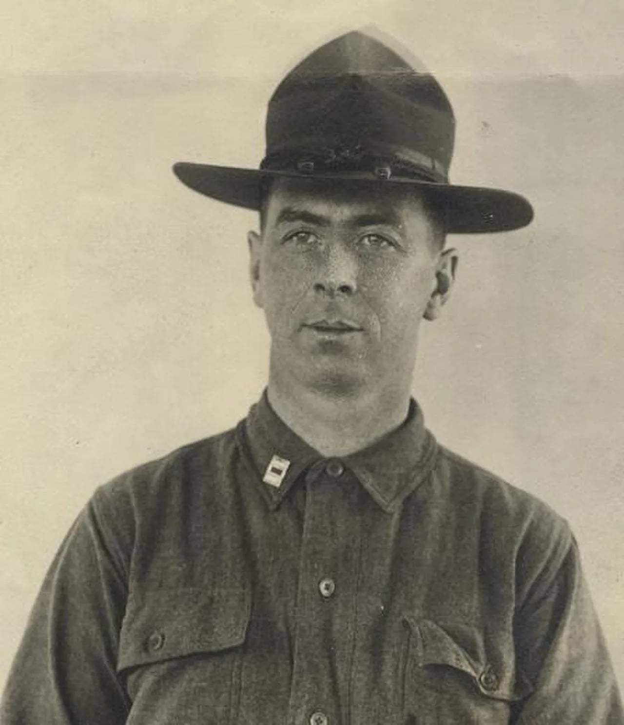 Porträt von Ernest R. Redmond (1883–1966) – Gedenkseite