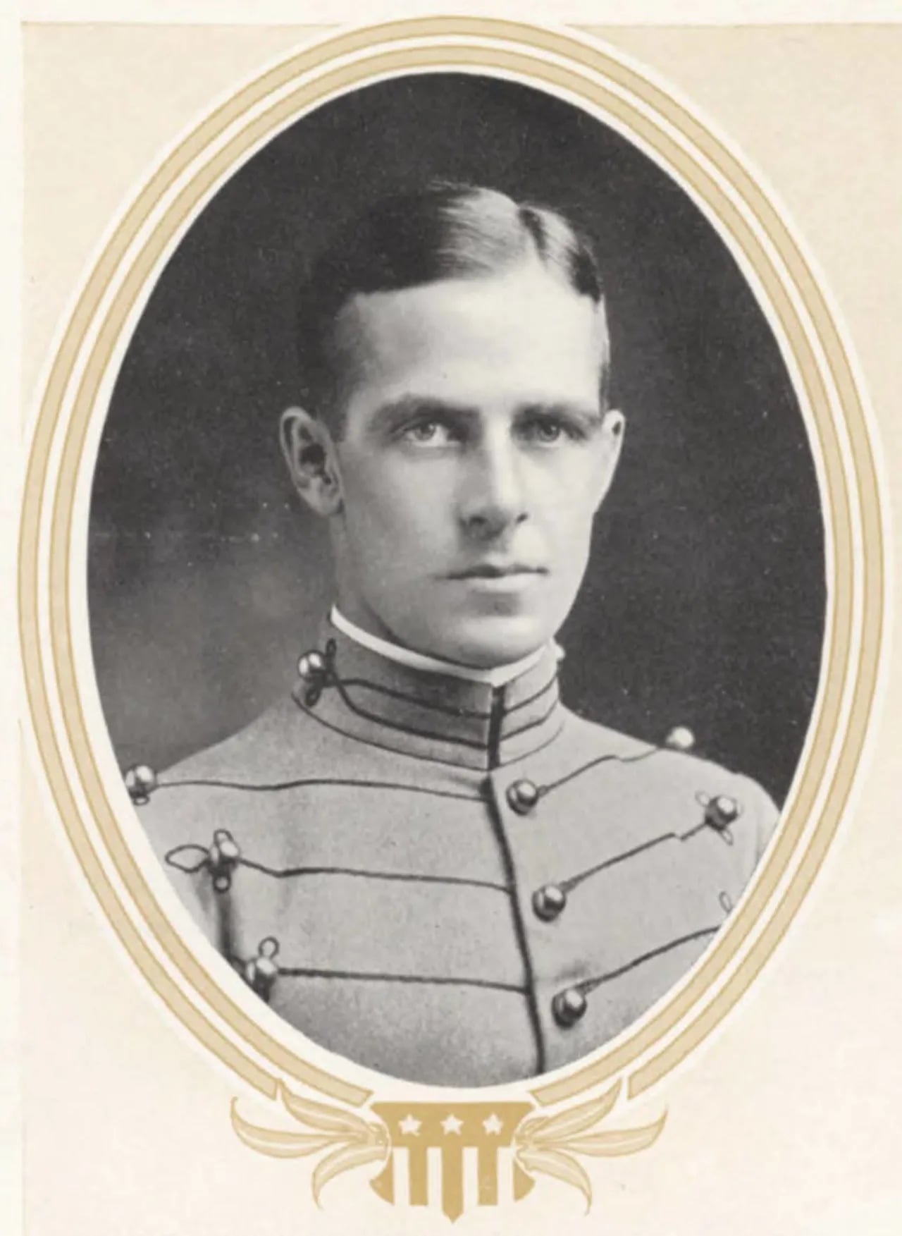Portrait of Robert William Strong Sr. (1890–1975) – memorial page